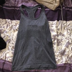 Lululemon workout tank grey